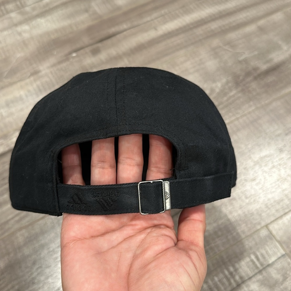 Adidas cap - Picture 3 of 5
